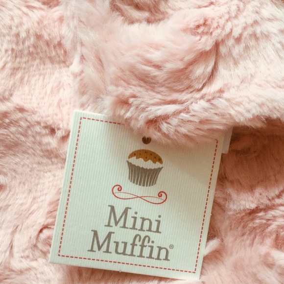 ***BRAND NEW*** “Mini Muffin” faux fur swirl coat - Picture 3 of 4